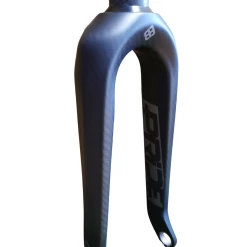 Fourche PRIDE Slik V3.0 20″ Tapered 3K Matte Black Carbone -Accessoires Vélo Soldes Fourche PRIDE Slik V3.0 20 Tapered 3K Matte Black Carbone 1