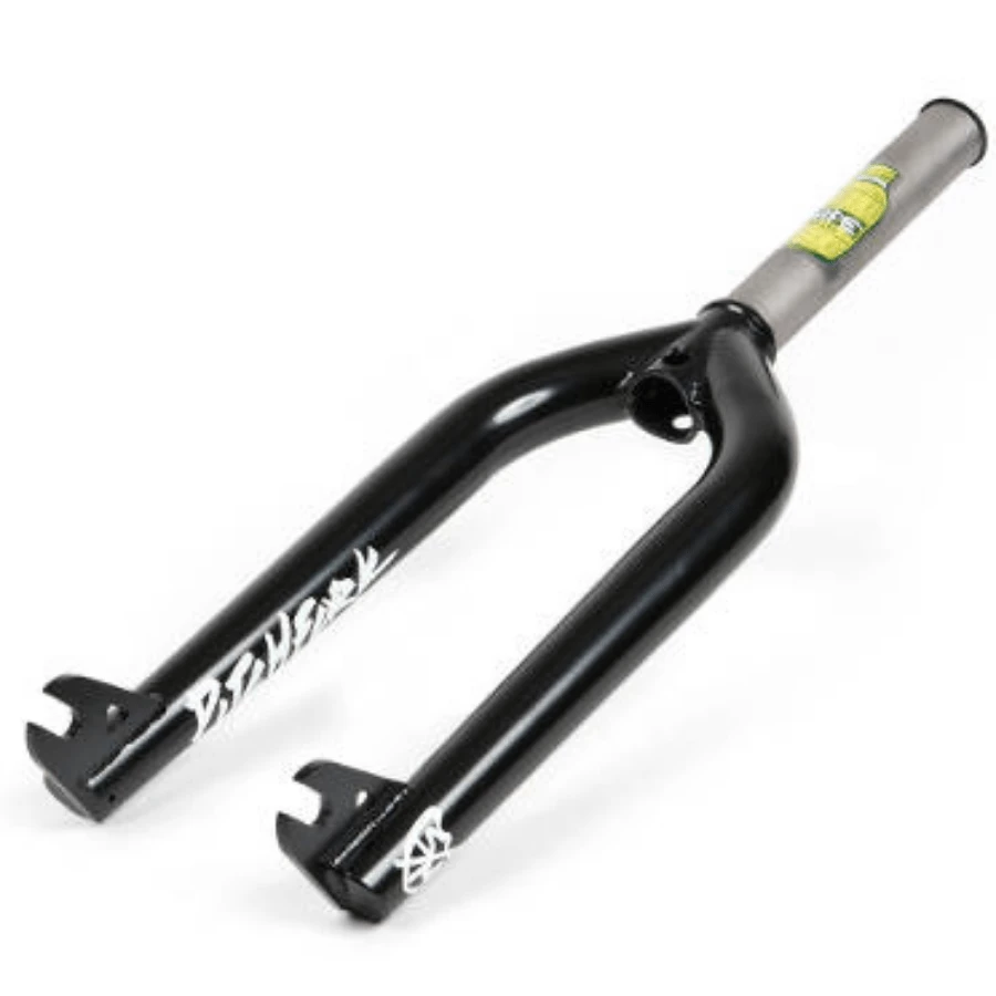 S&M Fourche S&M 22′ Pitchfork Widemouth 33 3 S&M Fourche S&M 22′ Pitchfork Widemouth 33