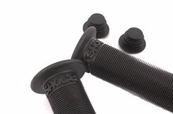 Poignées KHE Shola -Accessoires Vélo Soldes KHE Shola grips 1 4ndI0JeOJeZr7I