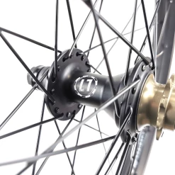 All-In Paire De Roues Custom ALL IN K7 X KHE Full Black -Accessoires Vélo Soldes Paire de Roues Custom ALL IN K7 x KHE Full Black