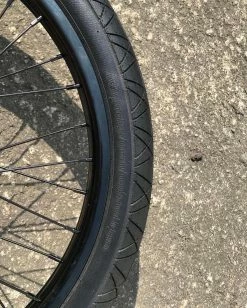 Pneu ECLAT Mugen Rigide 1’75 -Accessoires Vélo Soldes Pneu eclat mugen 195 1