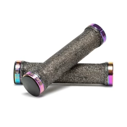 Poignées Lock-On SALT Plus Locked -Accessoires Vélo Soldes Poignees Lock On SALT Plus Locked Black Glitter Oil Slick 1