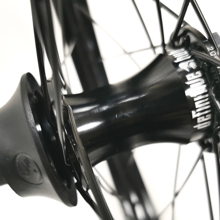 Roue SHADOW Arrière Definitiv K7 + 1 Guard PC 5 Roue SHADOW Arrière Definitiv K7 + 1 Guard PC – Image 3