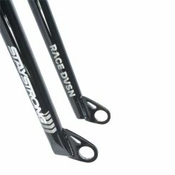 Fourche STAY STRONG Race DVSN 20″ V.2 Axe 20/10 -Accessoires Vélo Soldes fourche stay strong race dvsn 2021 20 20 10mm black details